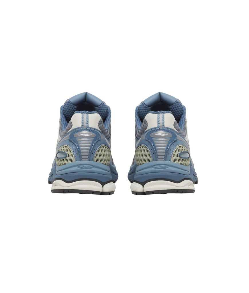 Shoes Progrid Triumph 4
