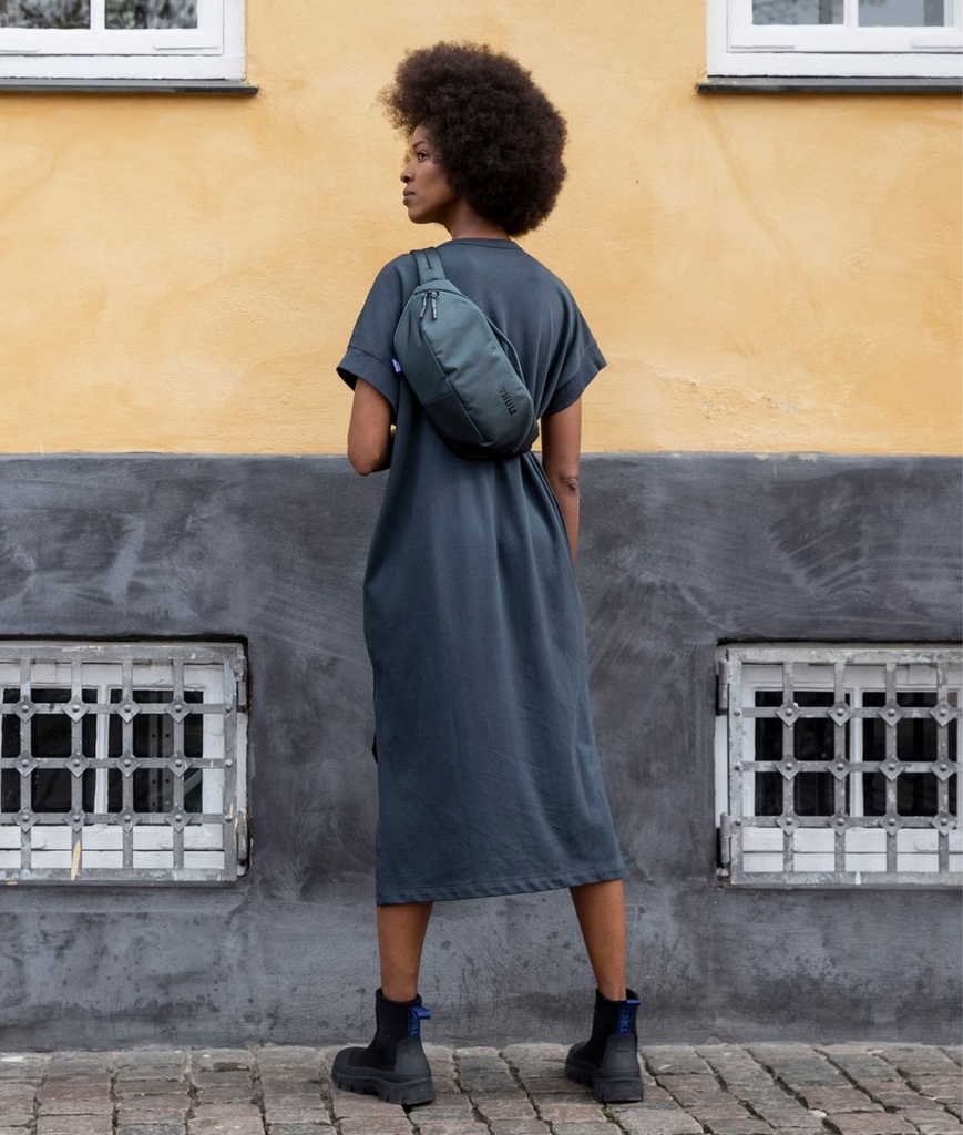 Subterra 2 Sling Bag TSS403