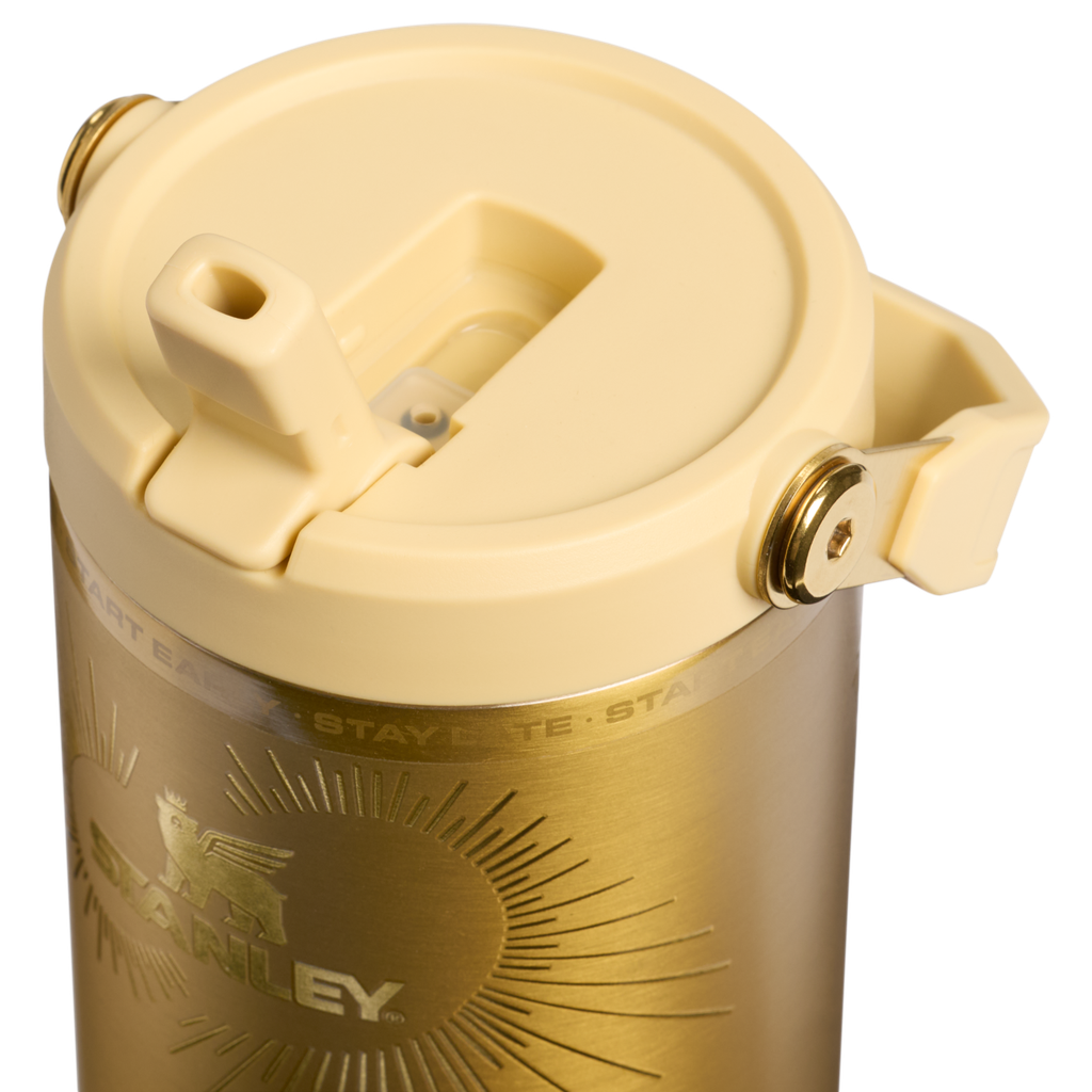 The IceFlow Flip Straw 2.0 Tumbler 30 Oz