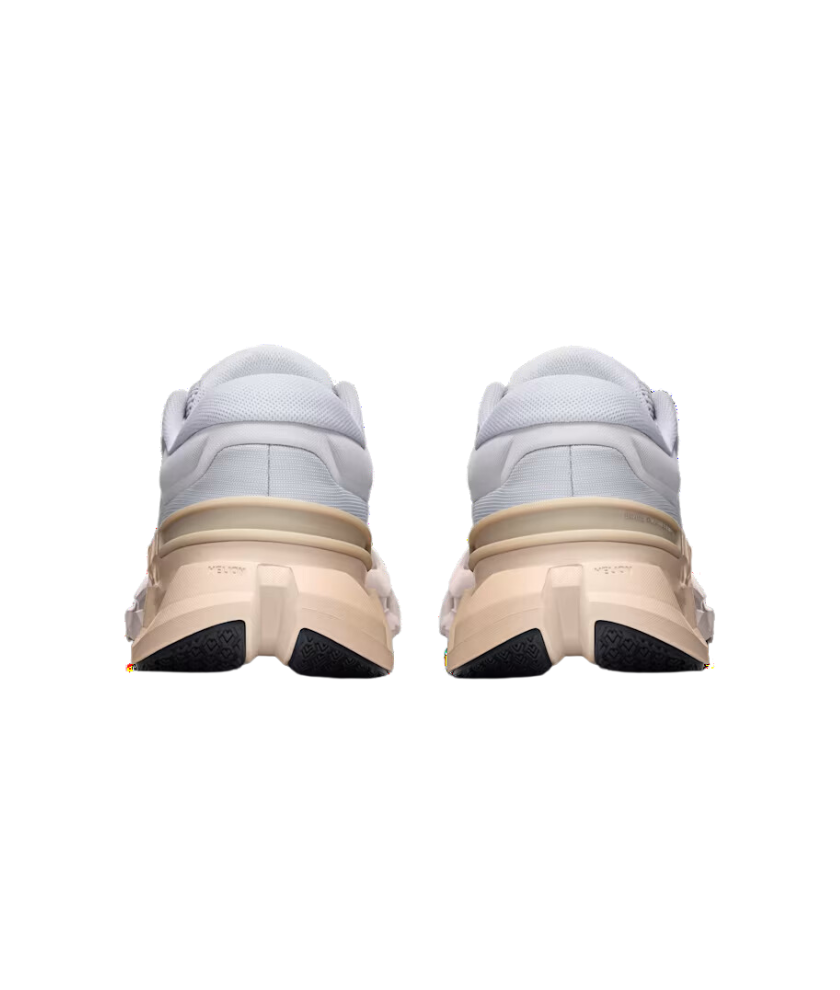 Shoes Cloudflyer 5 (Women)